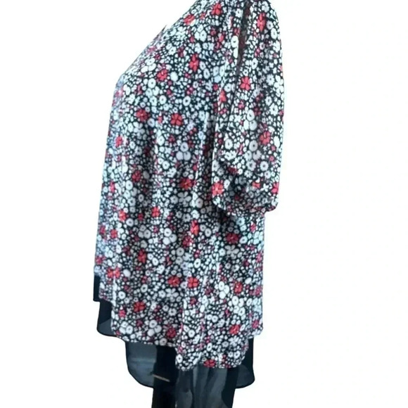 Michael Kors red, white and black top with small flower print size 0X - Picture 5 of 11